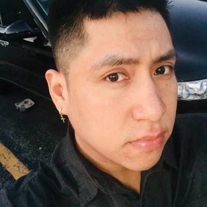 Meet your Posher, Cecilio